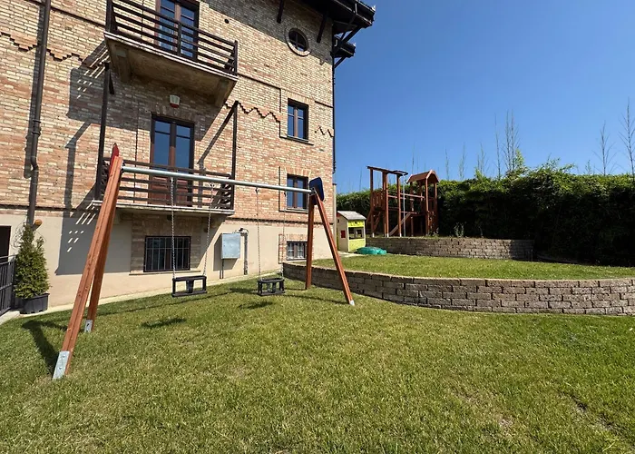 Cereja Nyaraló Piobesi d'Alba